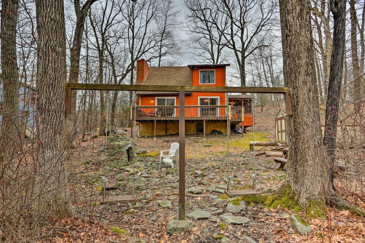 Cozy With Deck Near Shawnee Mountain! Сasa de vacaciones Bushkill