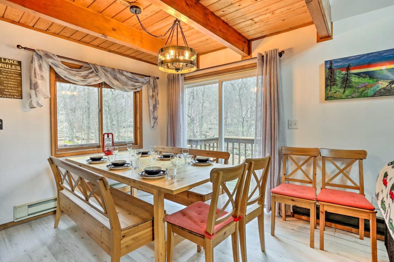 Cozy With Deck Near Shawnee Mountain!